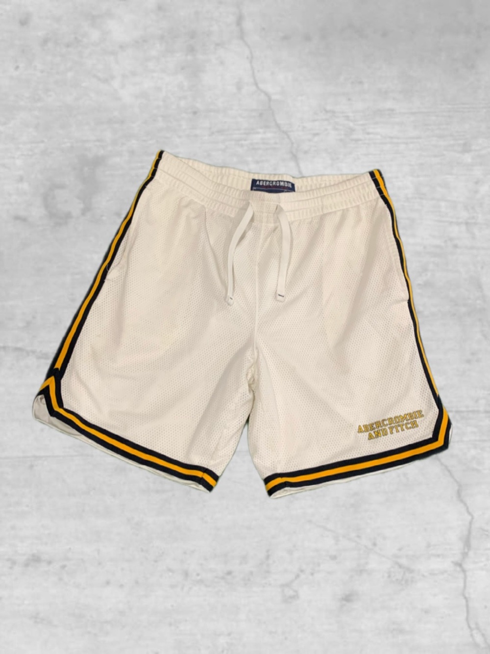 Abercrombie & Fitch Men's Vintage Y2K Basketball Shorts — Drawstring & Pockets